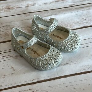 Mini Melissa white Mary Jane’s, size 5